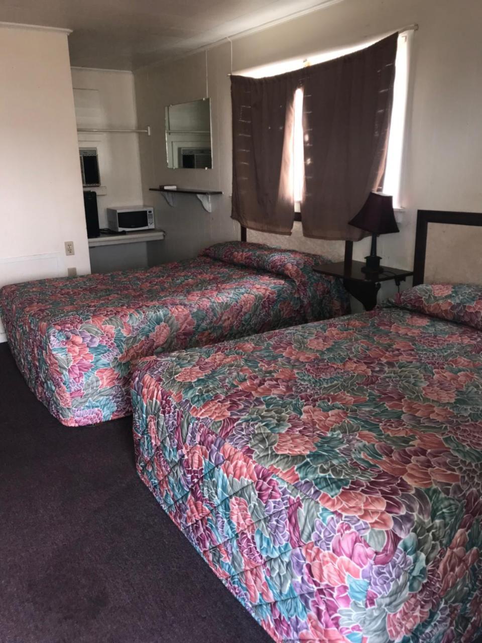 Coronado Motel Sandusky Bagian luar foto